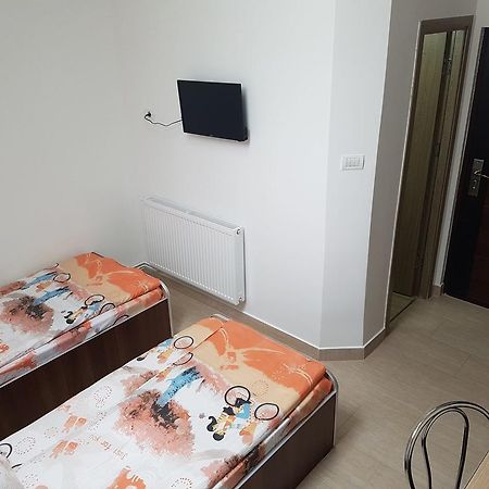 Onalisa Hotel Arad Exterior photo