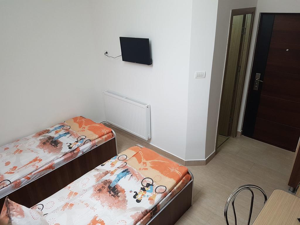 Onalisa Hotel Arad Exterior photo